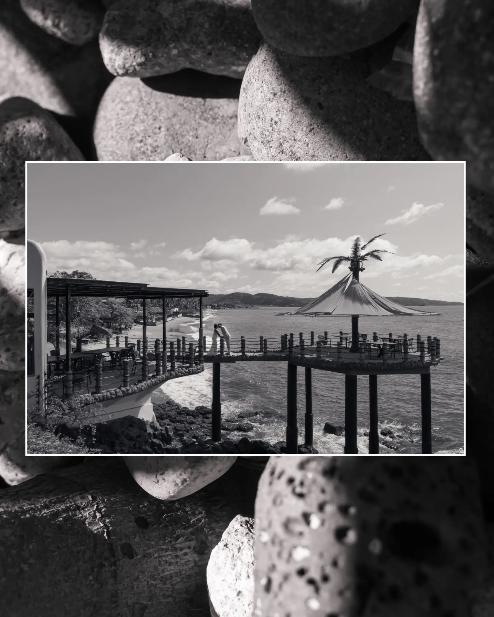 Oceanfront platform at La Puesta del Sol